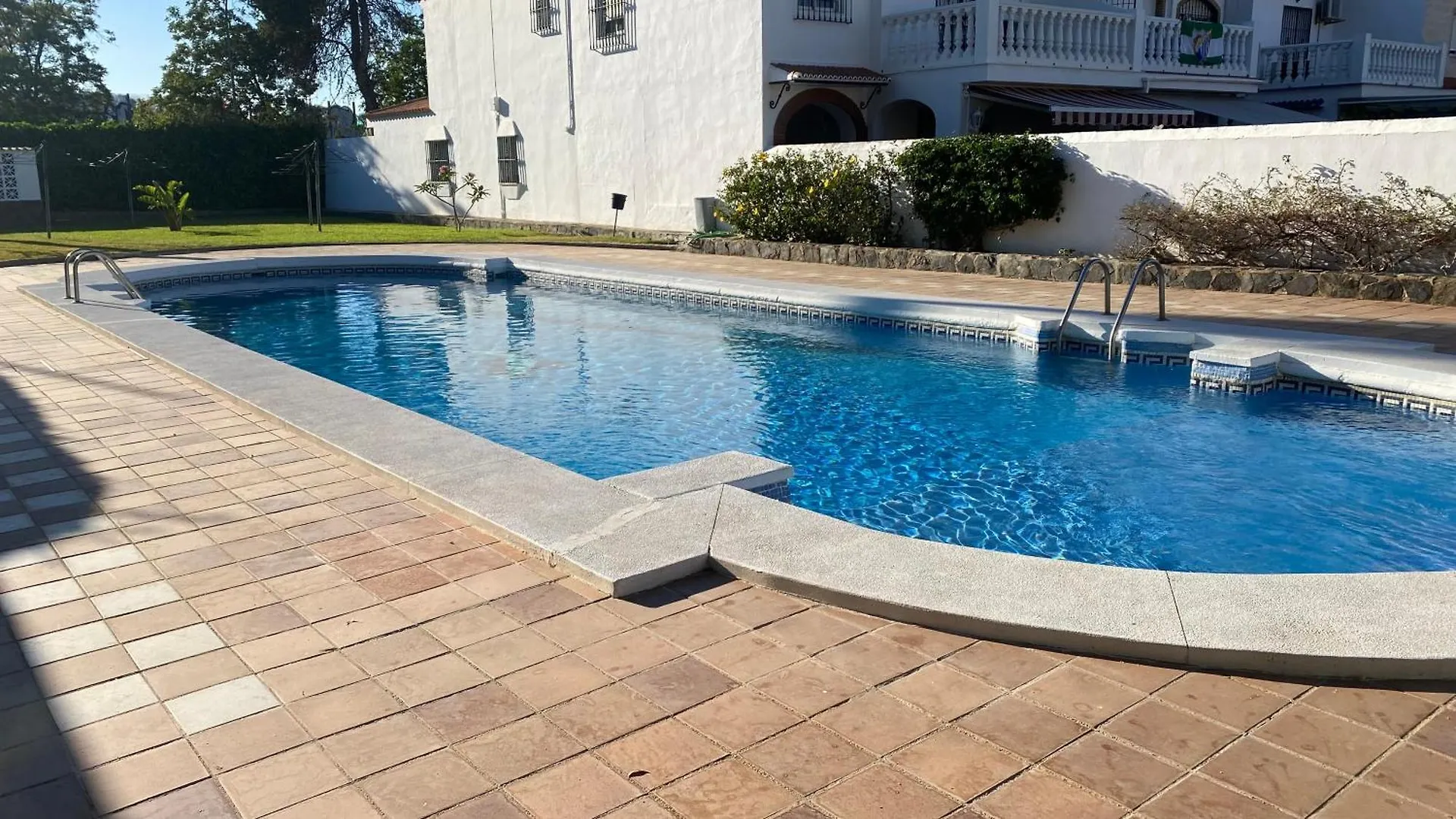 Espectacular Loft Con Piscina Comunitaria Junto Al Mar Malaga Apartamento