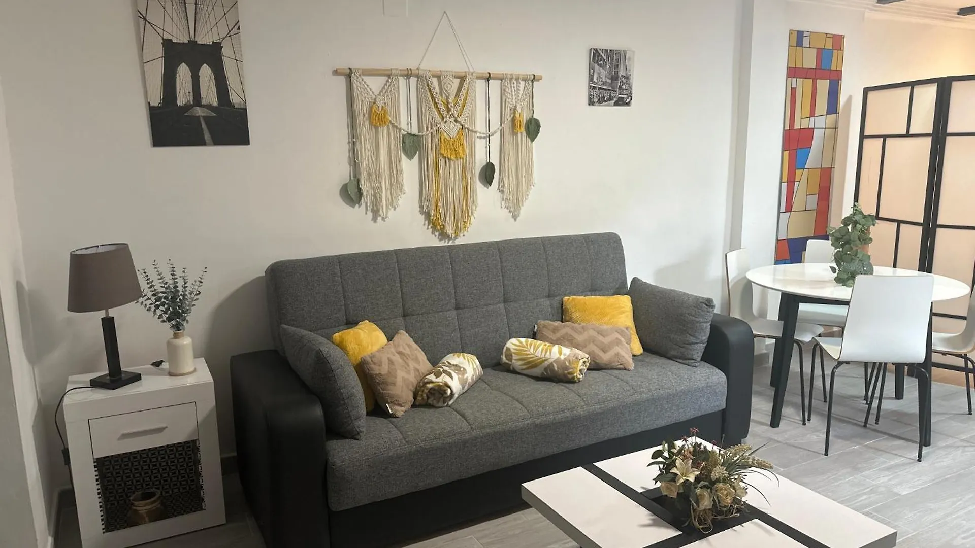 Espectacular Loft Con Piscina Comunitaria Junto Al Mar Malaga Apartamento Espanha